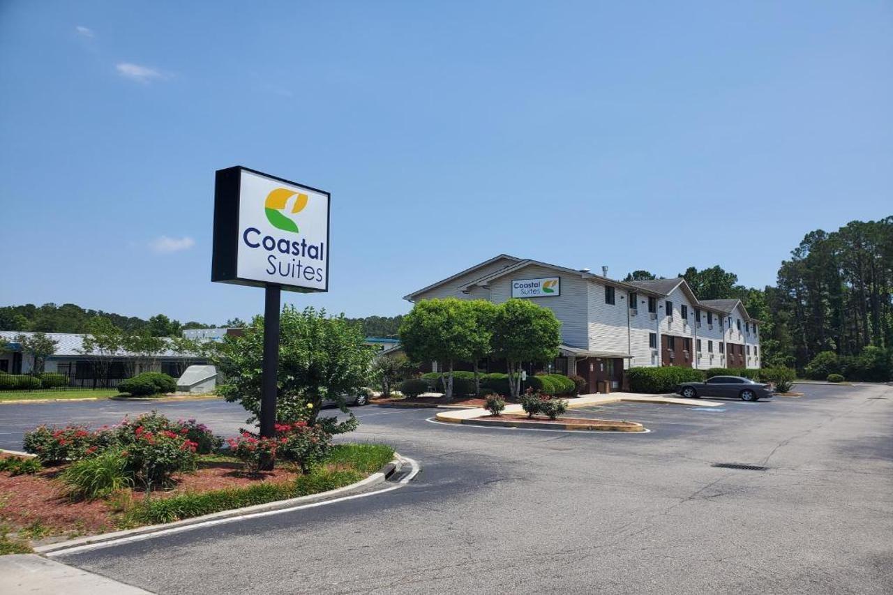 Coastal Inn & Suites Wilmington Exterior foto