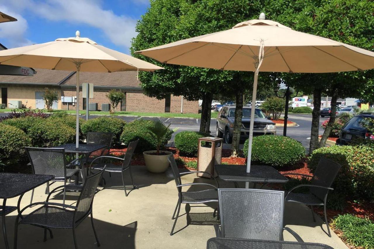 Coastal Inn & Suites Wilmington Exterior foto